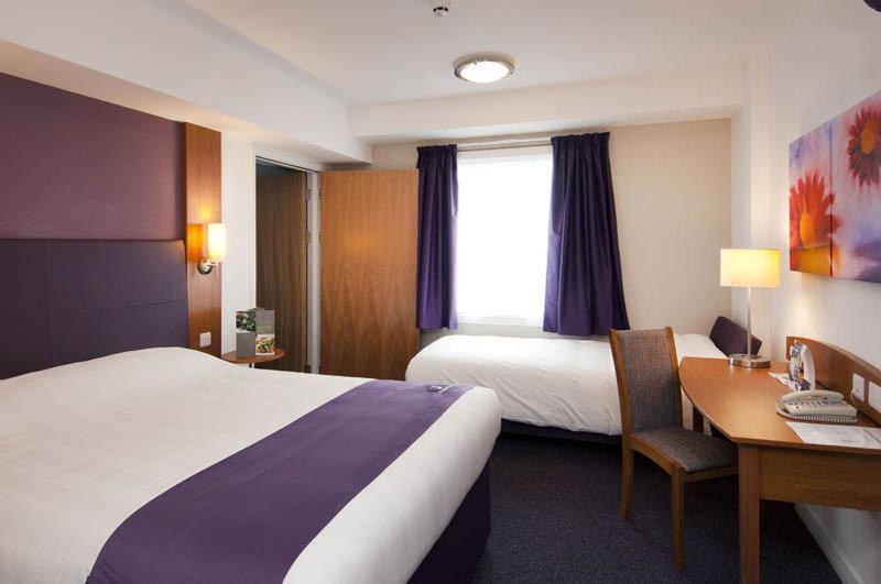 Premier Inn EDI Exterior foto